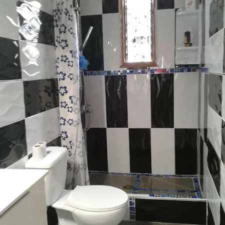 Apartamento Cerca Del Mar Y Del Centro Арона